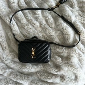 NWOT - SAINT LAURENT - YSL - Lou Belt Bag in Quilted Leather